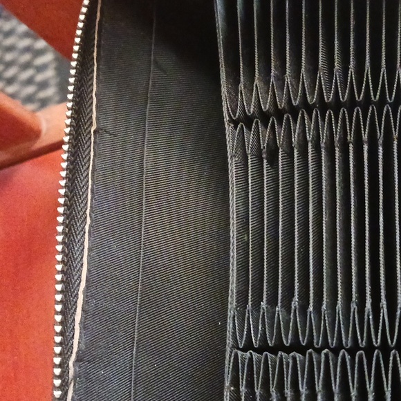 Wallet - Picture 4 of 4